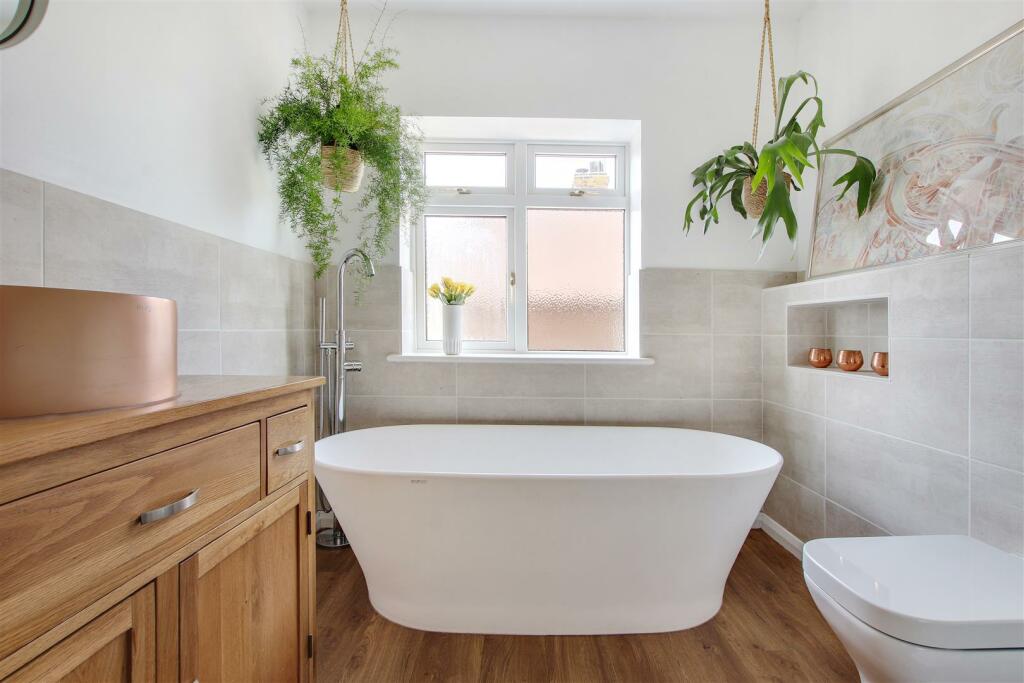 Bathroom Additional.jpg