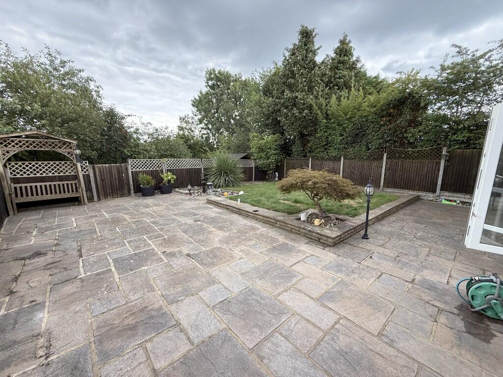GARDEN