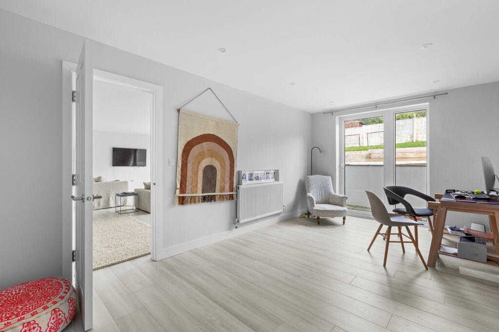 Hill View House, 2a Hillside Road, SL7 3JY (LOW RE