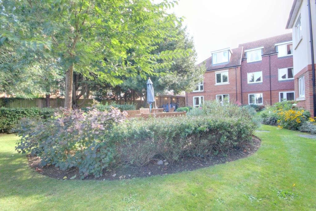 COMMUNAL GARDEN