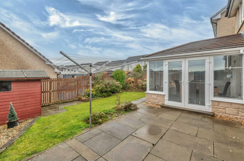 10 Lochty Drive Kinglassie-25.JPG