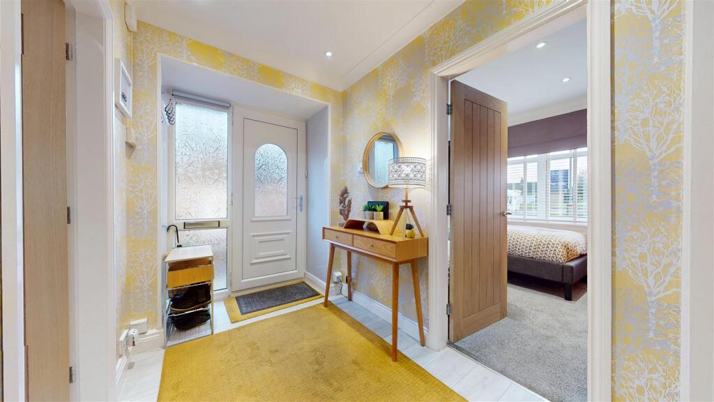 Severn Close  Hallway