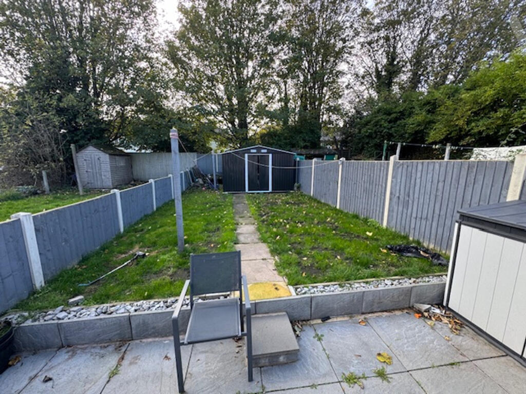 11 Findon Road - Garden.jpeg