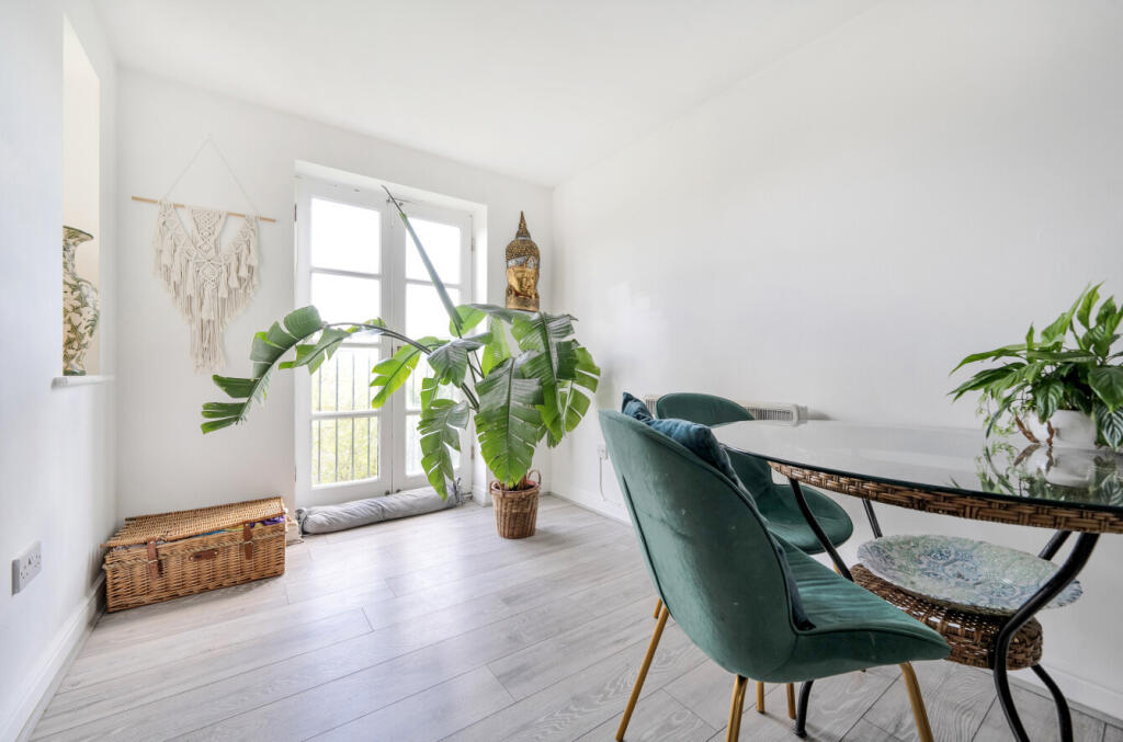 2-681ddb55322eb-1...