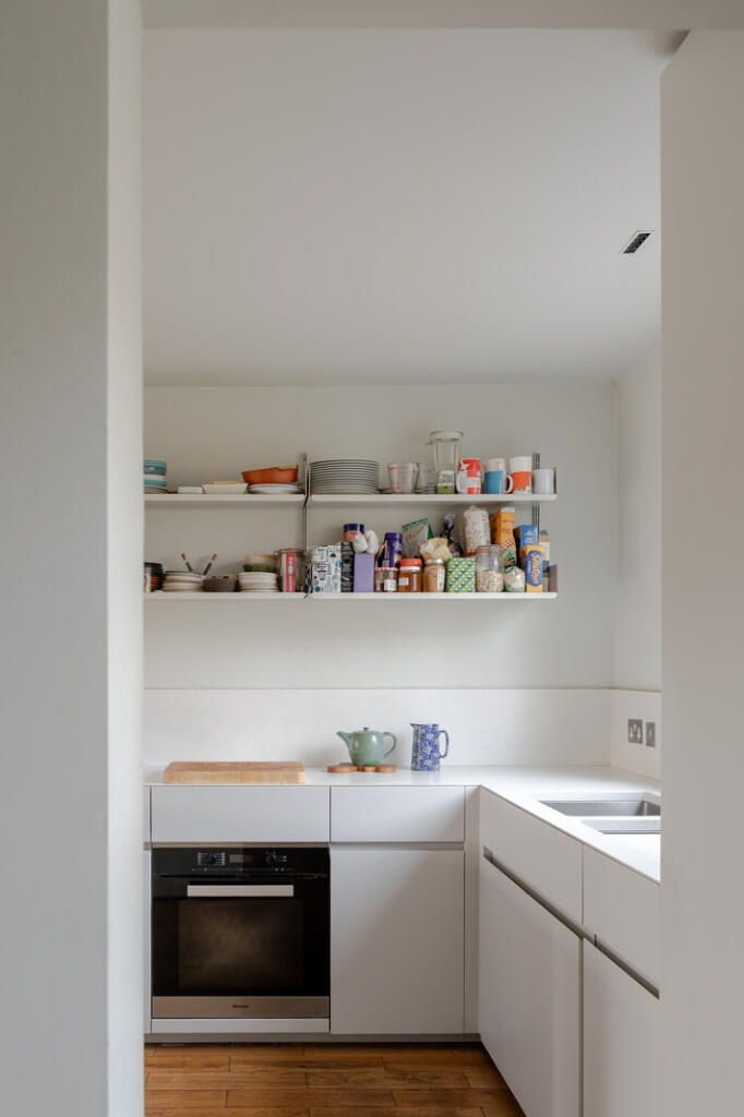 318605 - Vicar's Close, London E9 - high res-07...