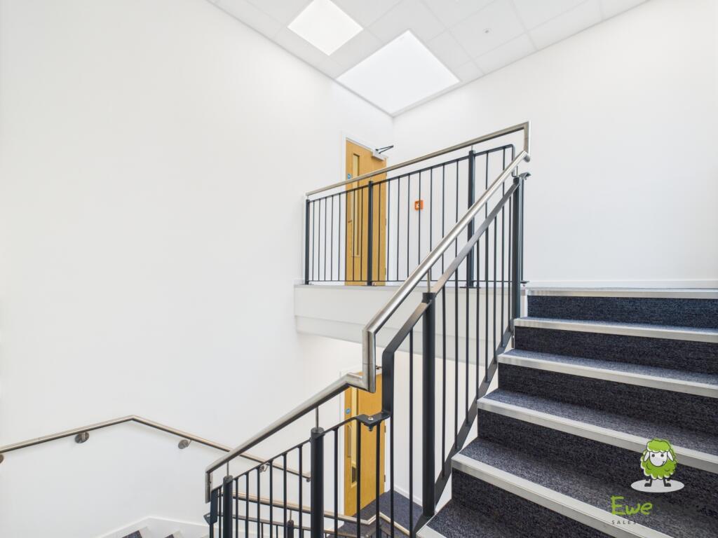 CAM03778G0-PR0266-STILL022