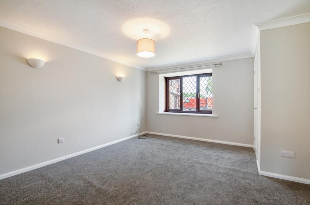 1325609-7-68751ca99235f