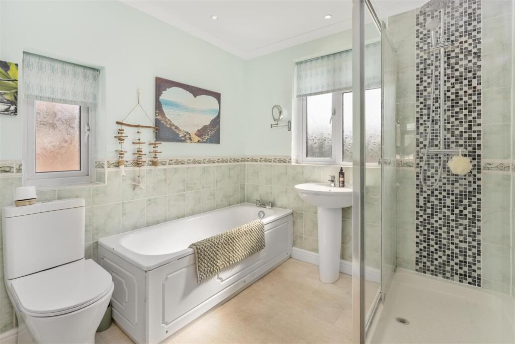 27 Cheney Road, Banbury-24.jpg