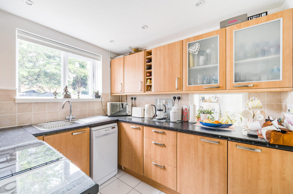 1295706-13-6825b7...