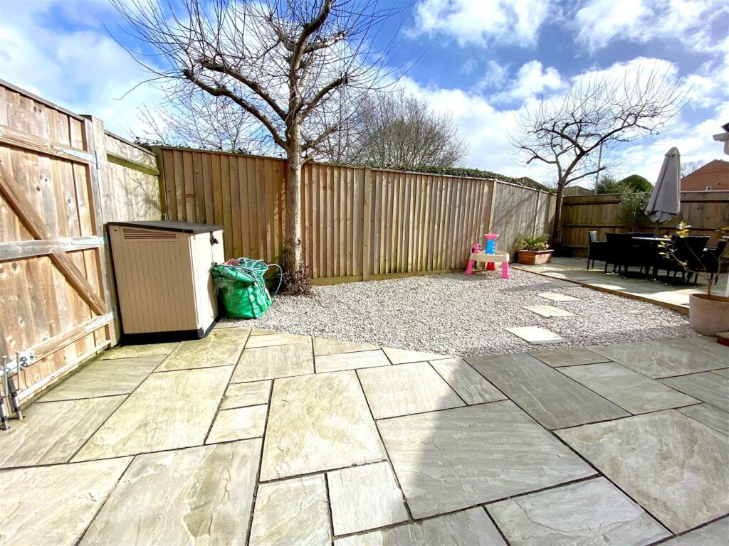 garden 5.jpg
