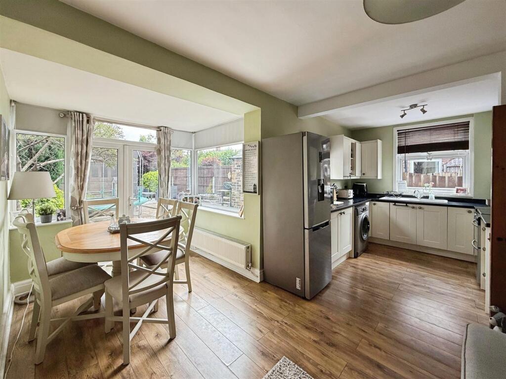 Open Plan Kitchen Diner