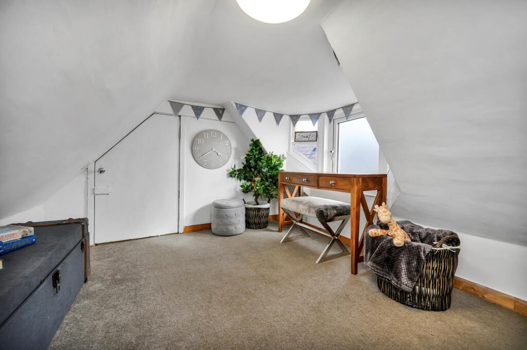 Bedroom 5