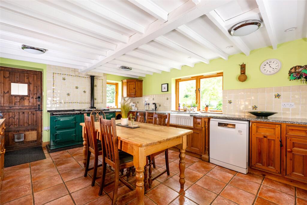 Kitchen/Breakfast