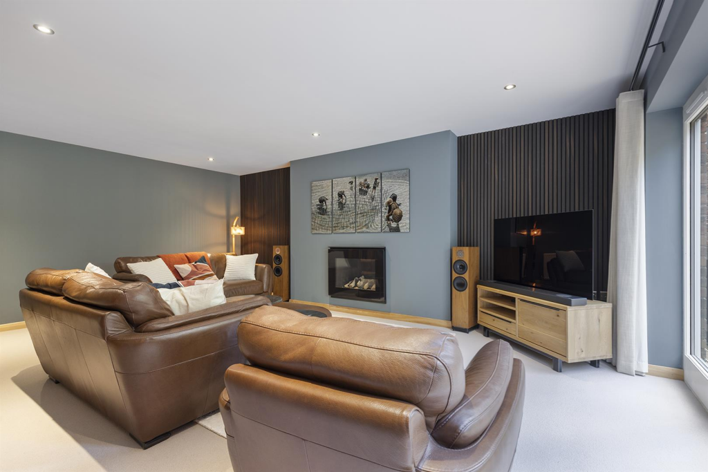 3 Cantenbury,Cresc, Sheffield 14_297.png