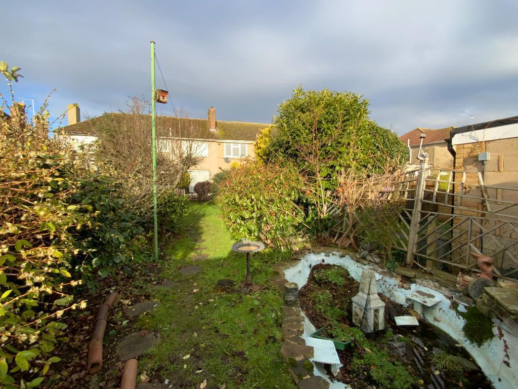 REAR GARDEN approx 70ft