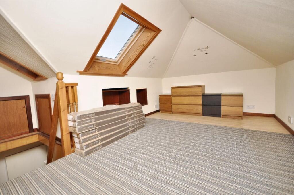 Floored/lined attic