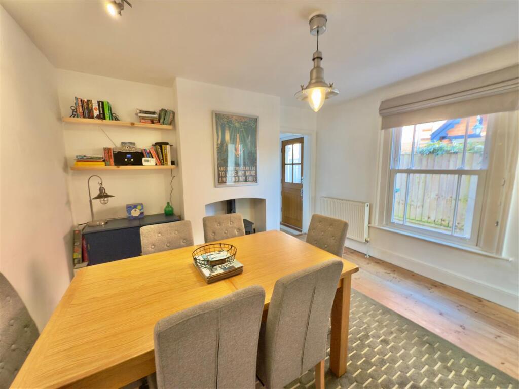 Dining Room 2.jpg