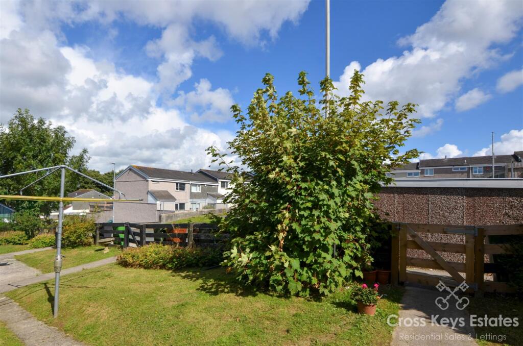Communal Garden &amp; Drying Area