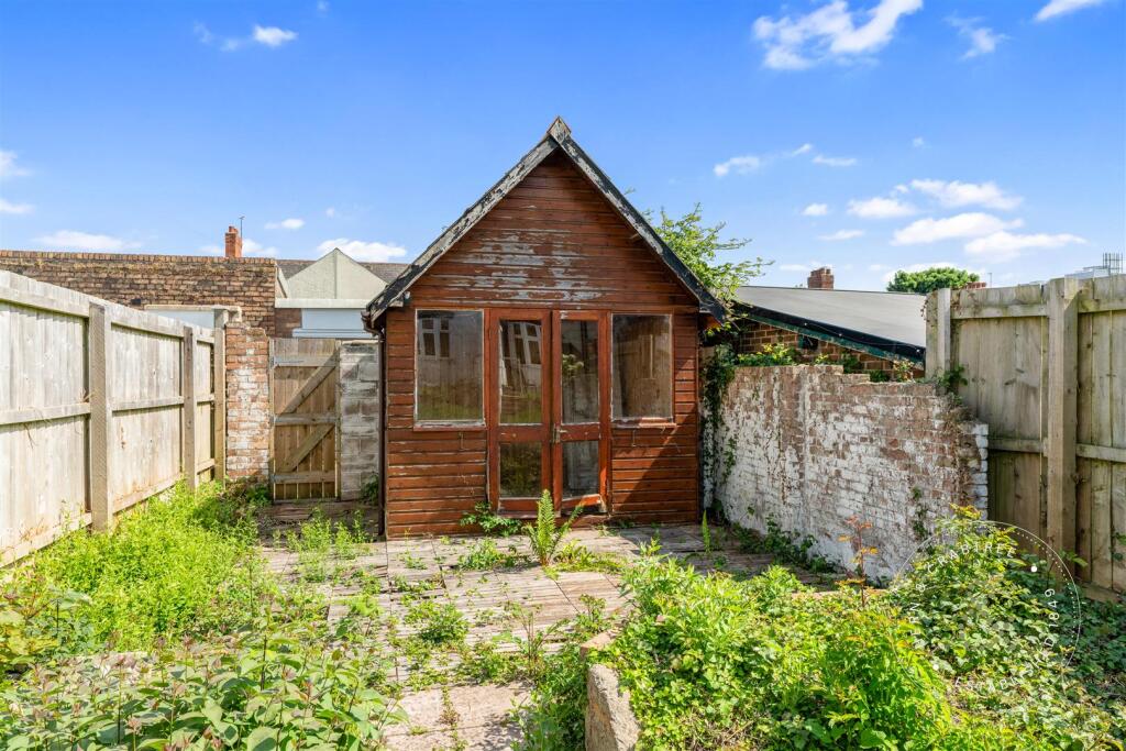 Gelligaer Gardens, Hern Crabtree (23).jpg