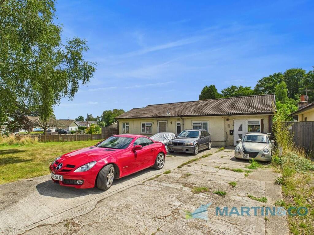 CAM02145G0-PR0069...