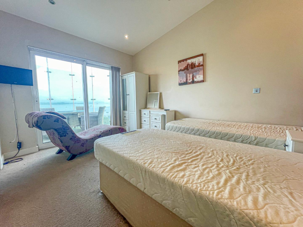Bedroom1 3.png
