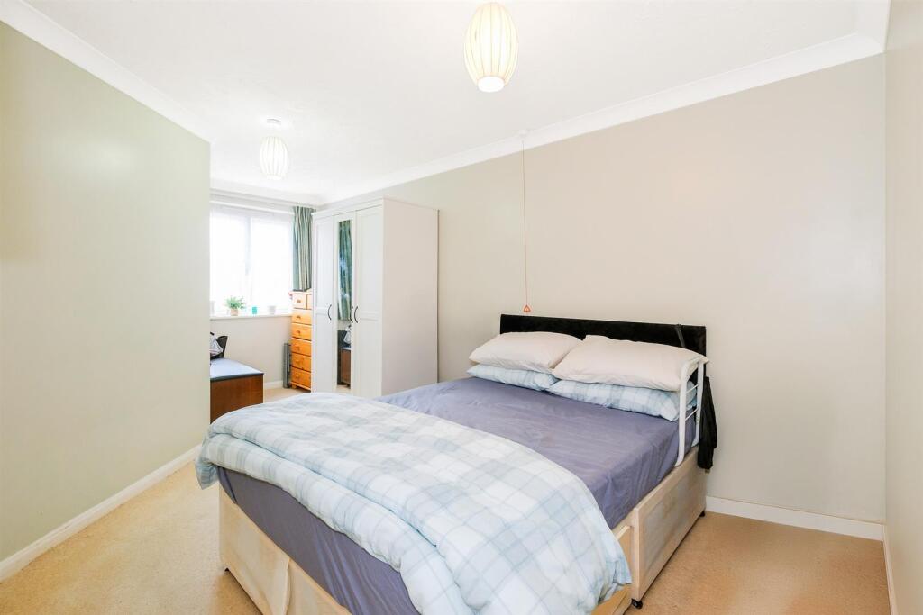 Kingswood Court-5_web.jpg
