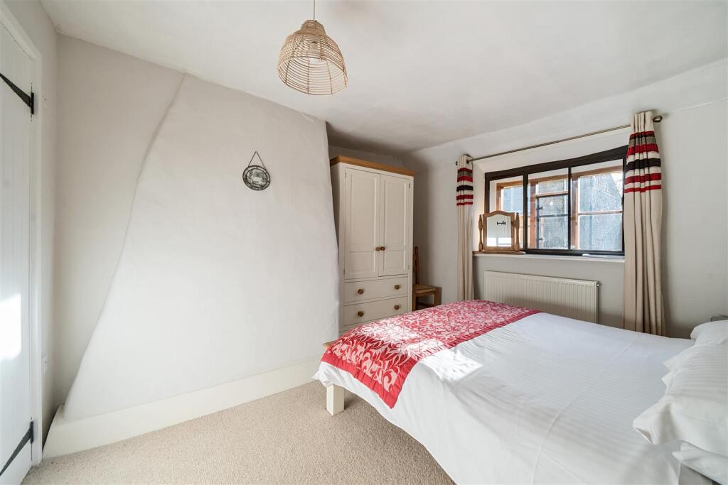 Principal bedroom