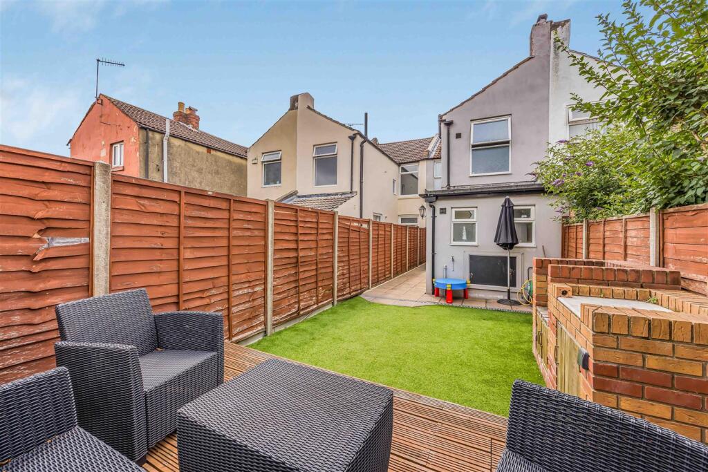 21 Toronto Road, Fratton-Small-PorticoMarketing-So