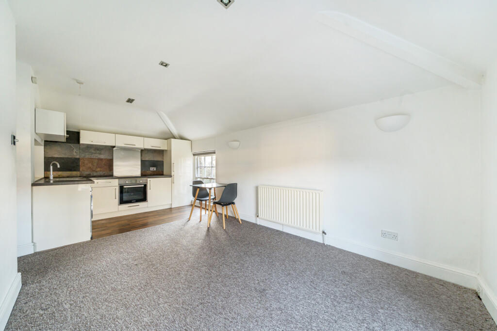 Reception/Kitchen