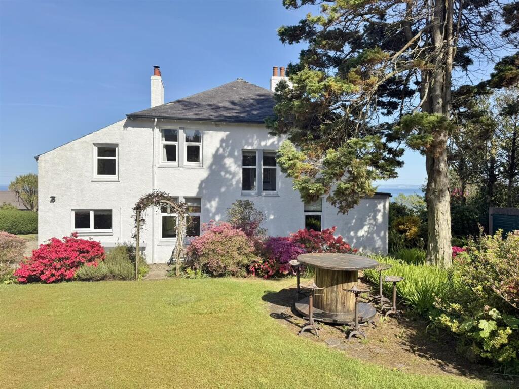 Rear of Helenslea