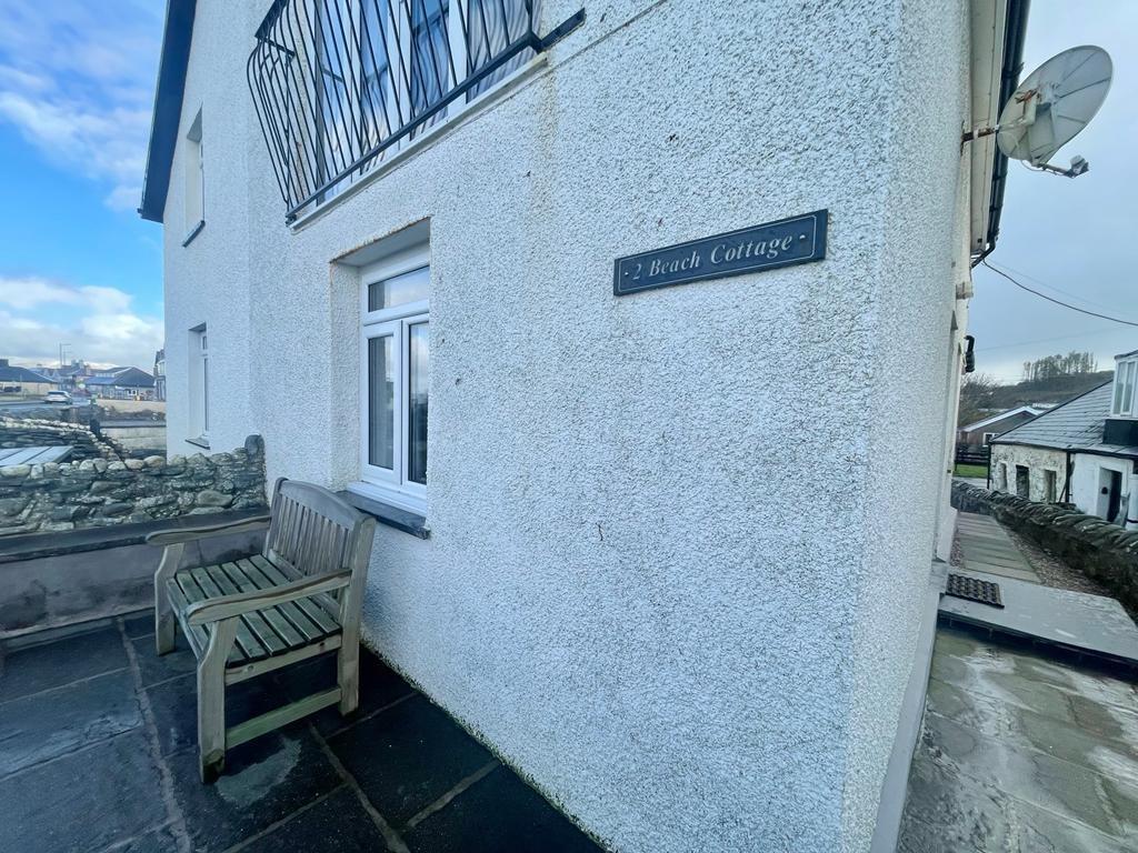 2 Beach Cottage.jpg