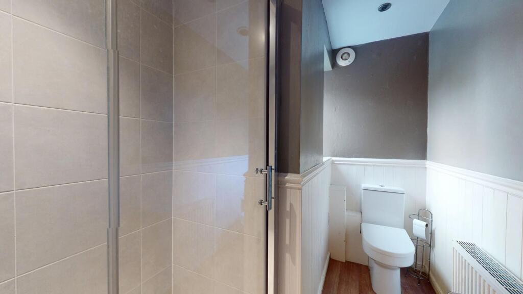 Shower Room.jpg