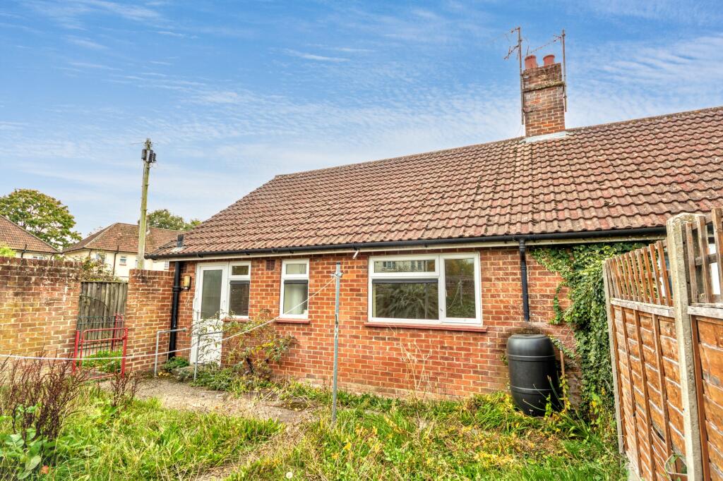 8 Honey Mead, Calne, Wiltshire, SN11 8BH