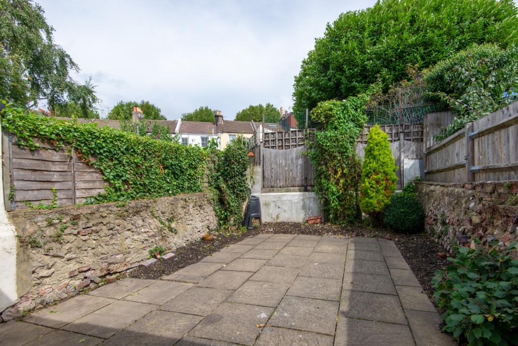 15 Stanley Road Outside Area
