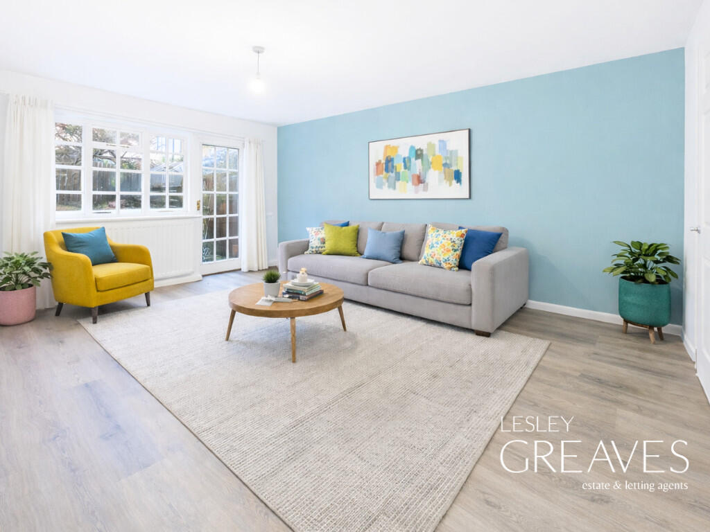 Living Room Virtu...