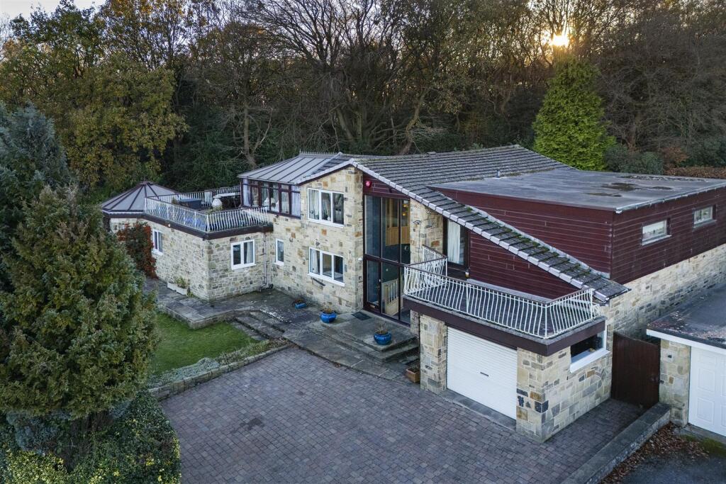 Bramleys Estate Agents - Butternab Road - Beaumont