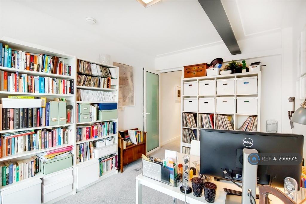 Study / Second Bedroom