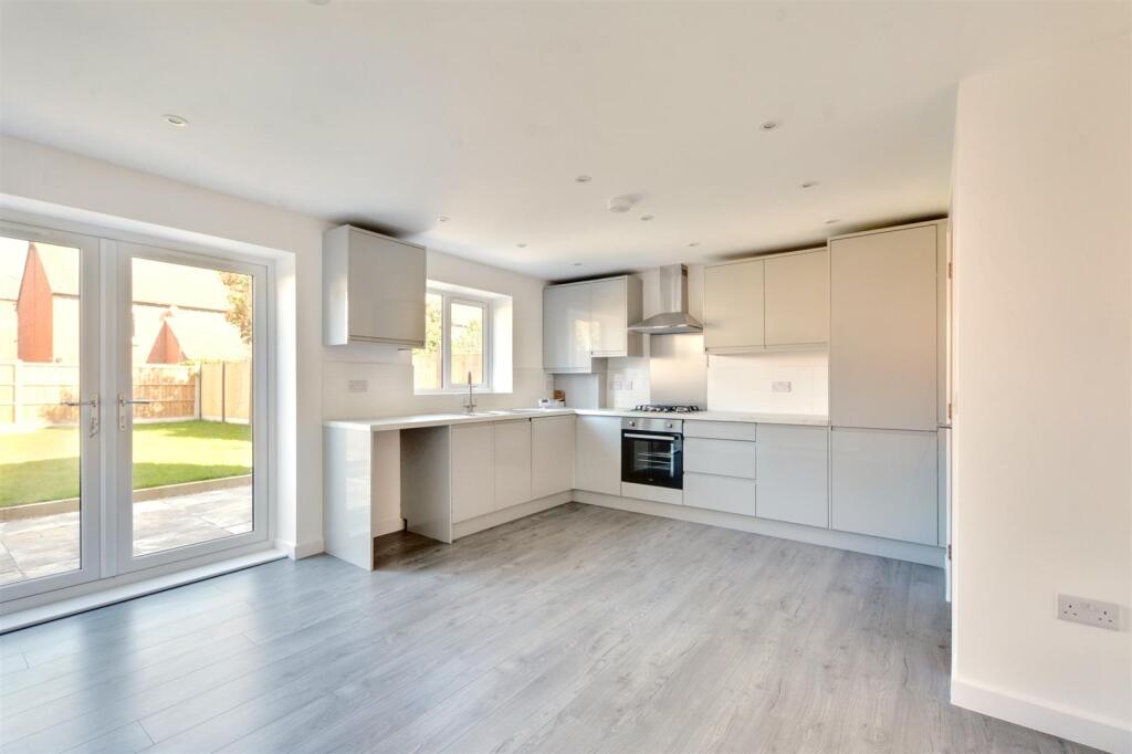 Dining/Living Kitchen