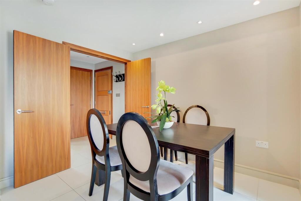 2_Dining Room-0.jpg