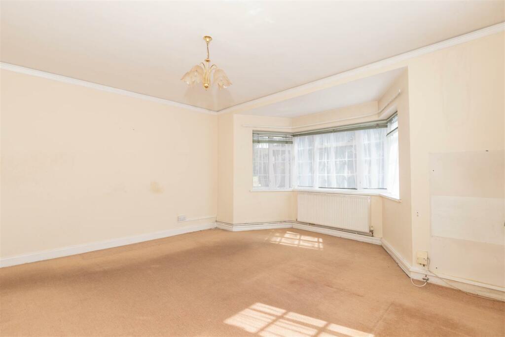 2 Winchester Court_8.JPG