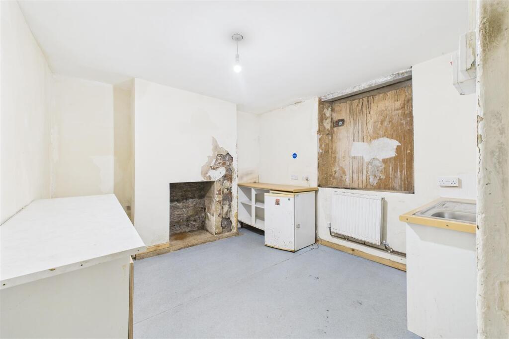 Albert Villa, 146 Grosvenor Road, St Pauls, Bristo