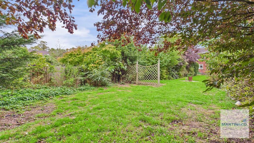 CAM03663G0-PR0198...