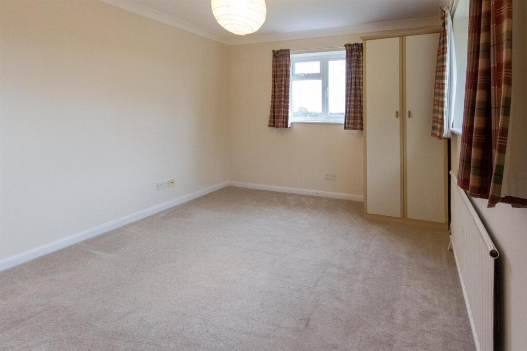 Harlands Rd - 71 - bedroom 2.jpg