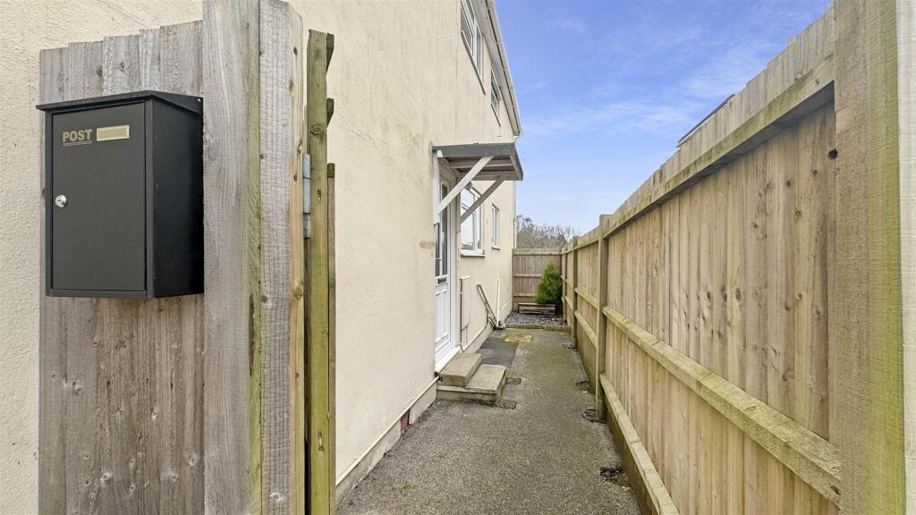 Private Entrance