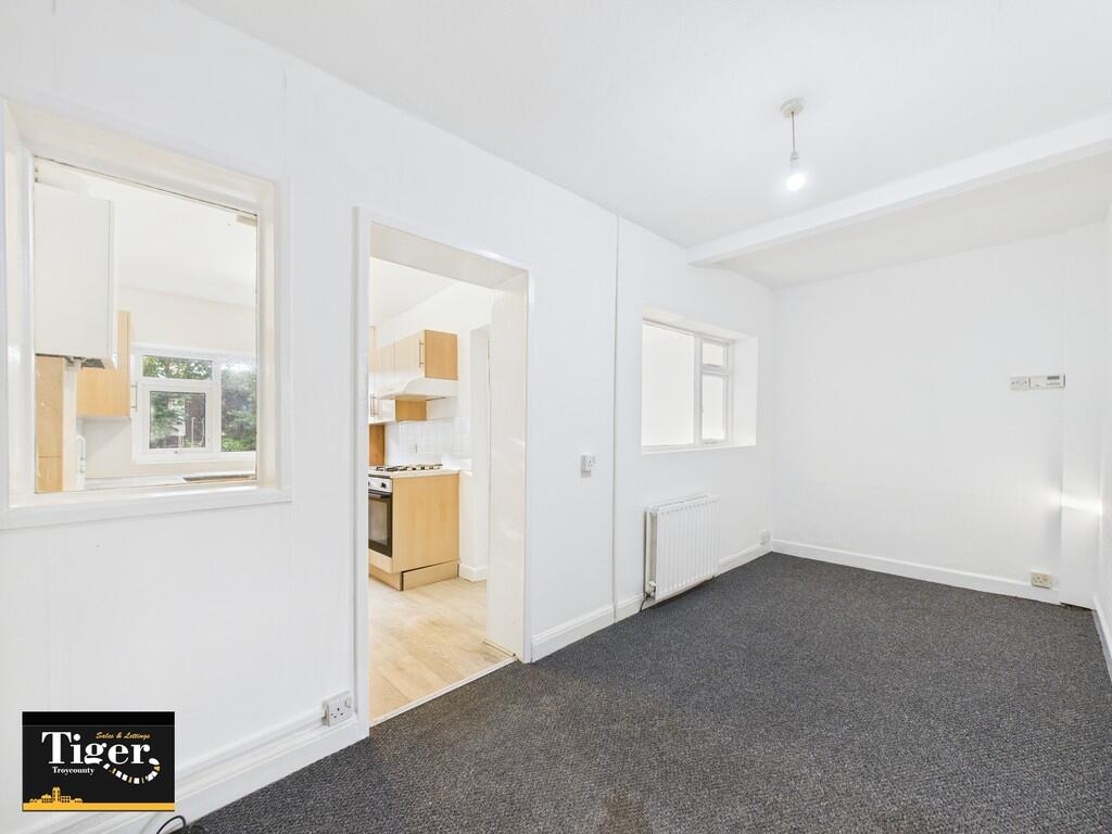 CAM03440G0-PR0424...