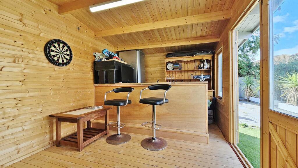 Log Cabin