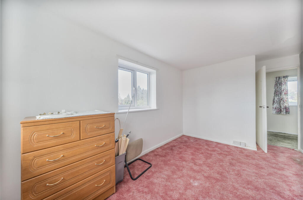 1342909-6-68b9769...