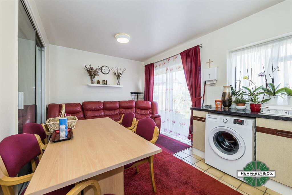 57 Cecil Road - 08.jpg