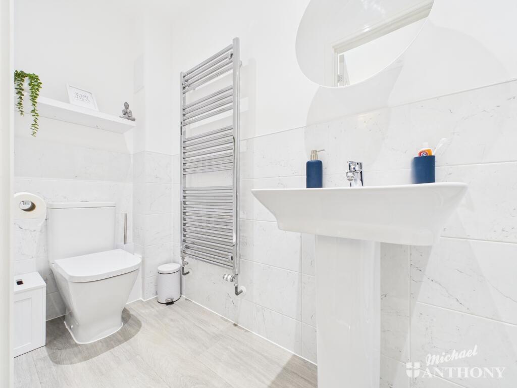 CAM02773G0-PR0267-STILL003