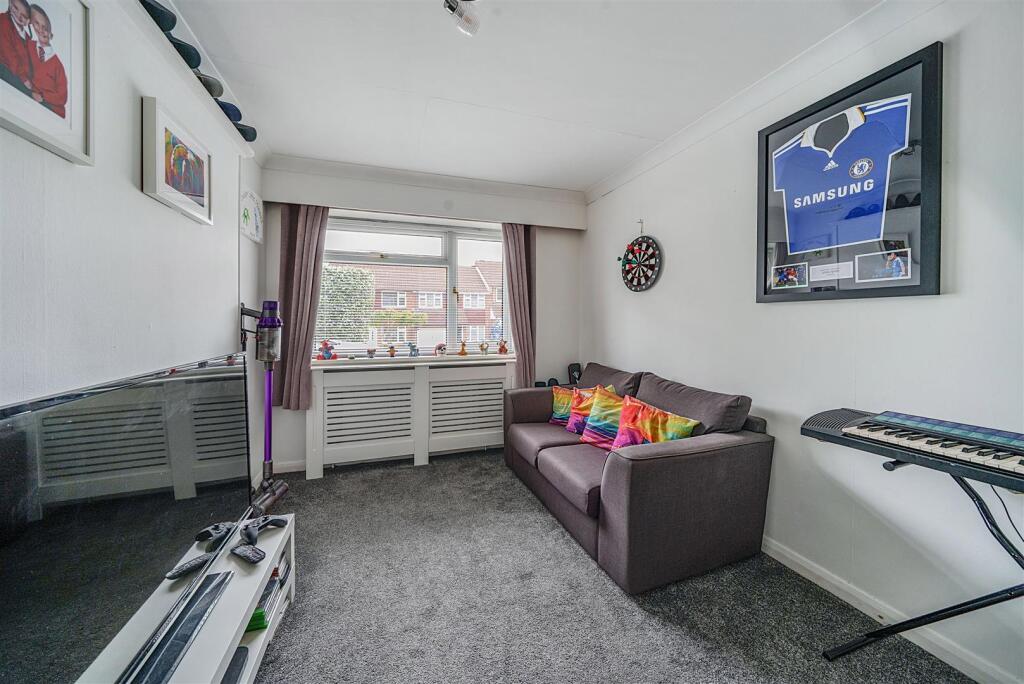 Bedroom 4/Family Room